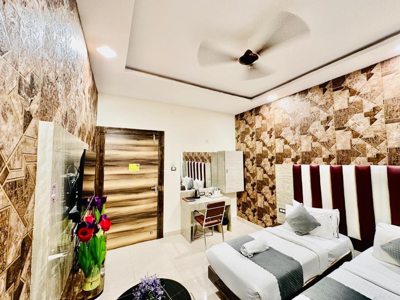 Hotel Sky International- Airport Zone Hyderabad Samsabad Kültér fotó