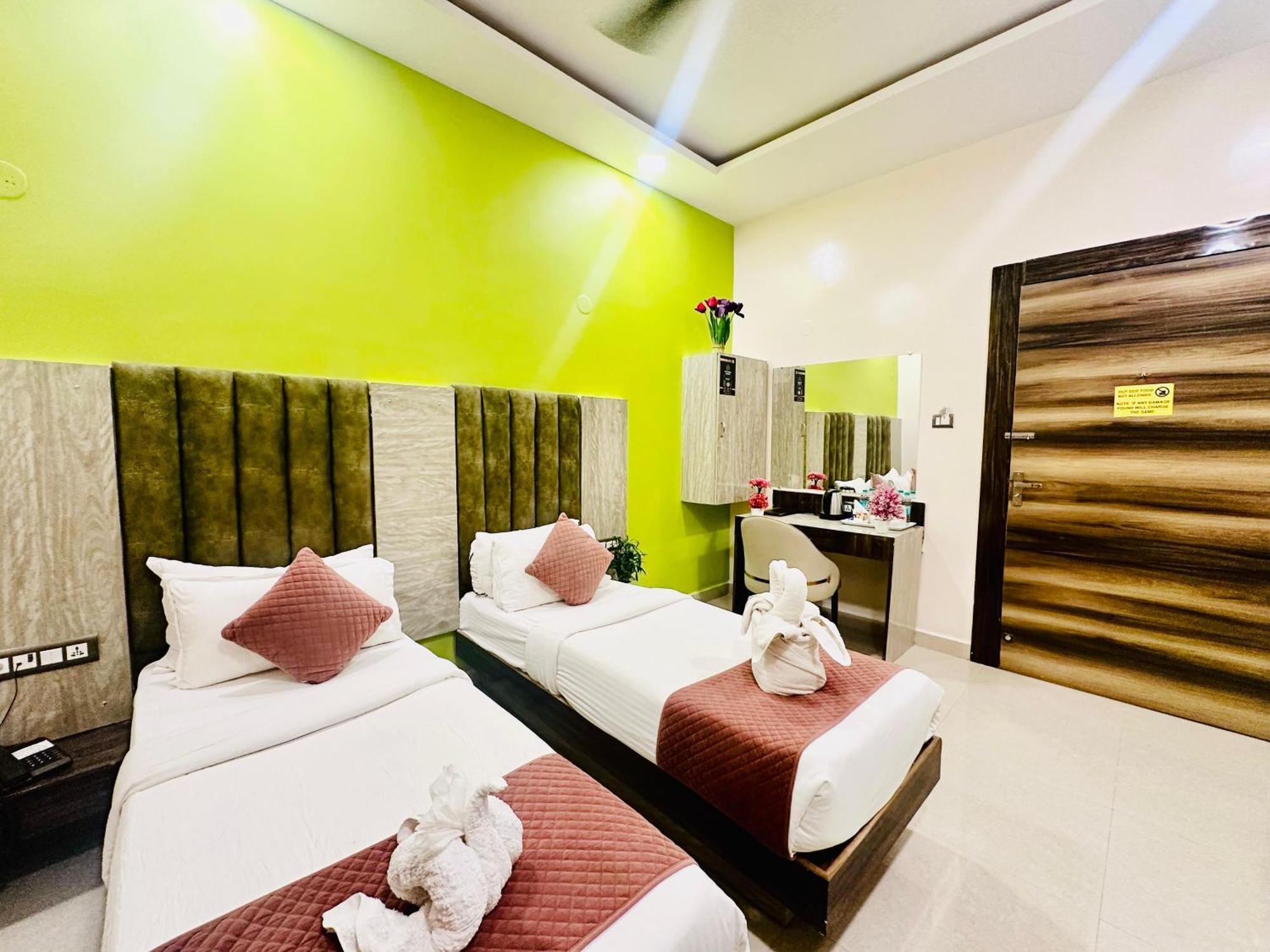 Hotel Sky International- Airport Zone Hyderabad Samsabad Kültér fotó